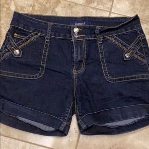 Karen T denim shorts size 16